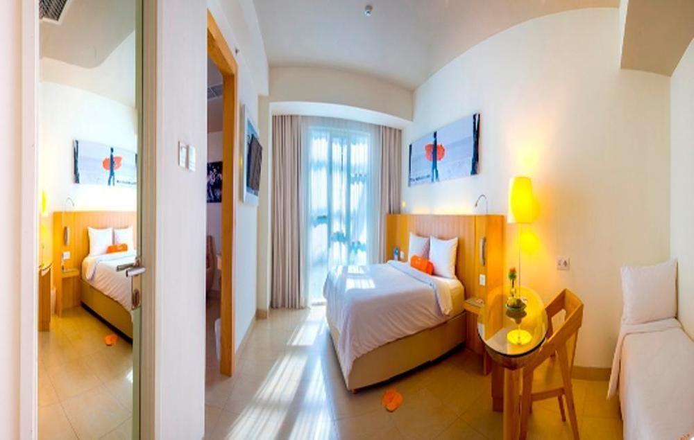 Harris Hotel Raya Kuta Bali Kuta Lombok Exterior foto