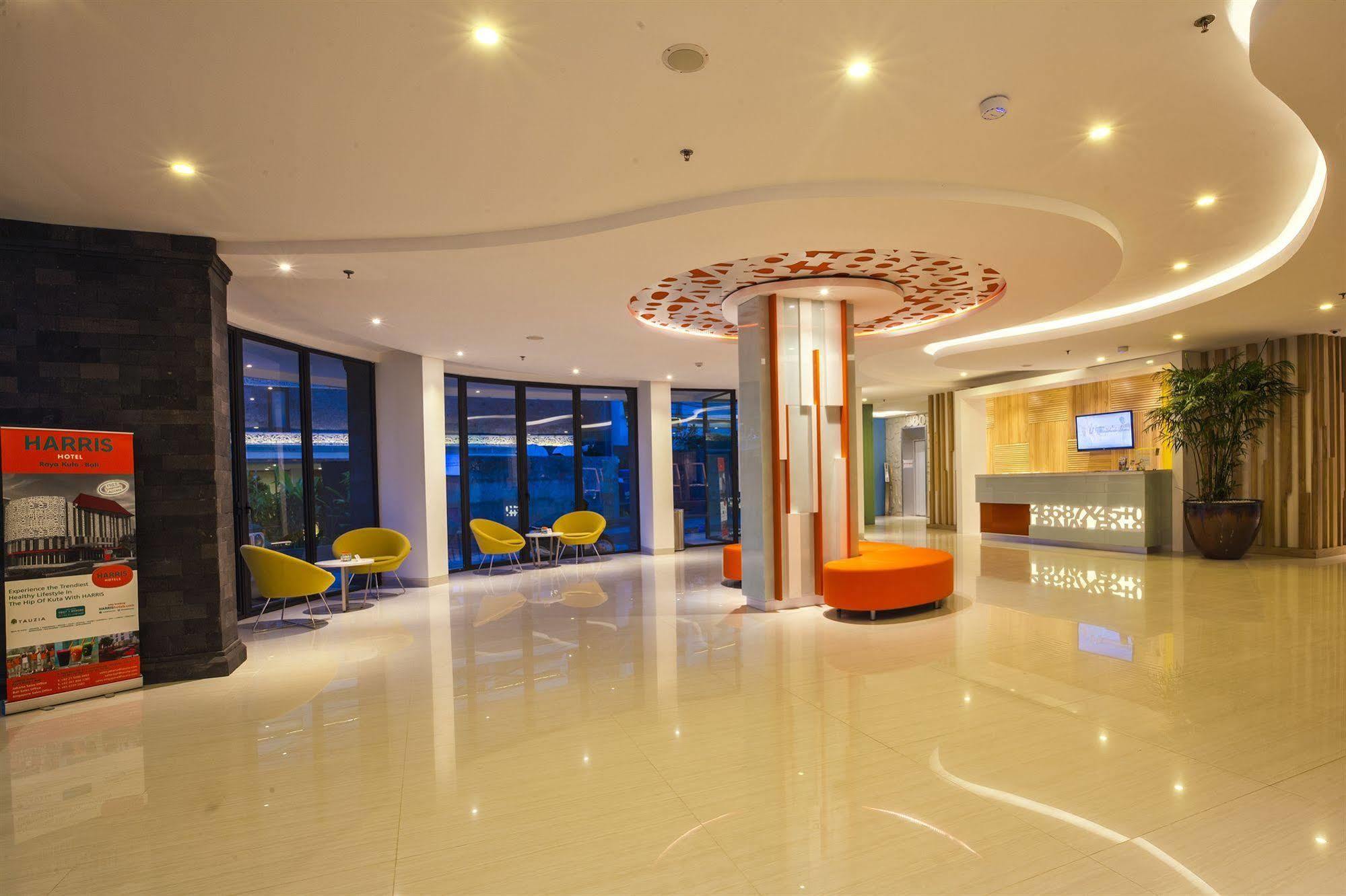 Harris Hotel Raya Kuta Bali Kuta Lombok Exterior foto
