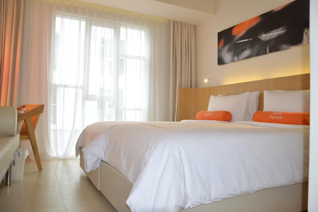 Harris Hotel Raya Kuta Bali Kuta Lombok Exterior foto